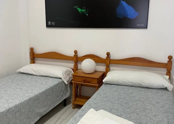 Rocamar Avenida Maritima 20 アパート *